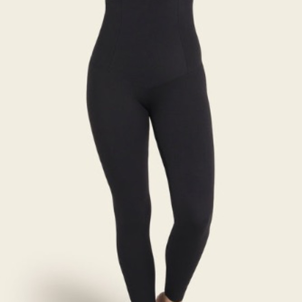 Leonisa / Legging de tiro alto de compresión en abdomen y piernas